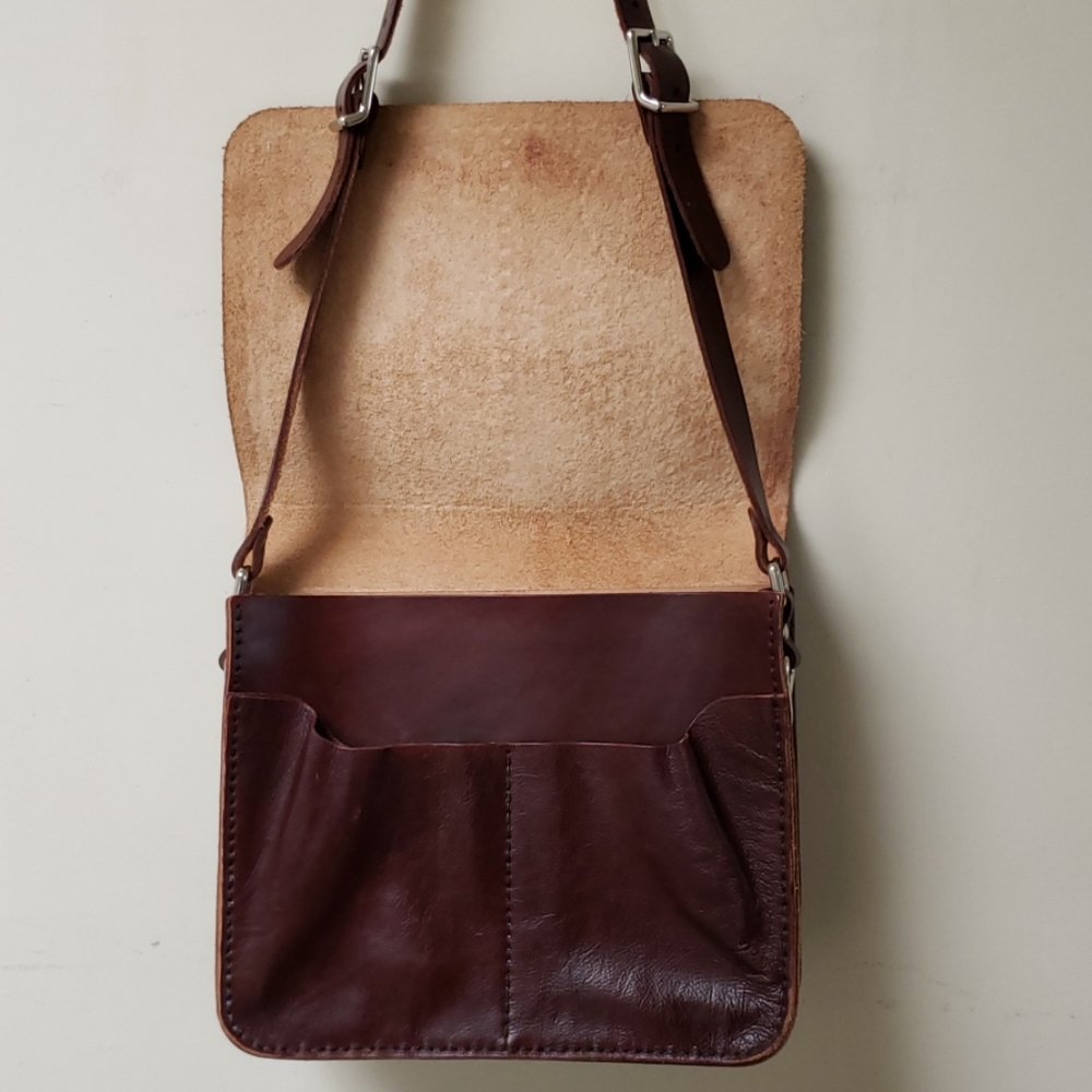 Handmade leather purse